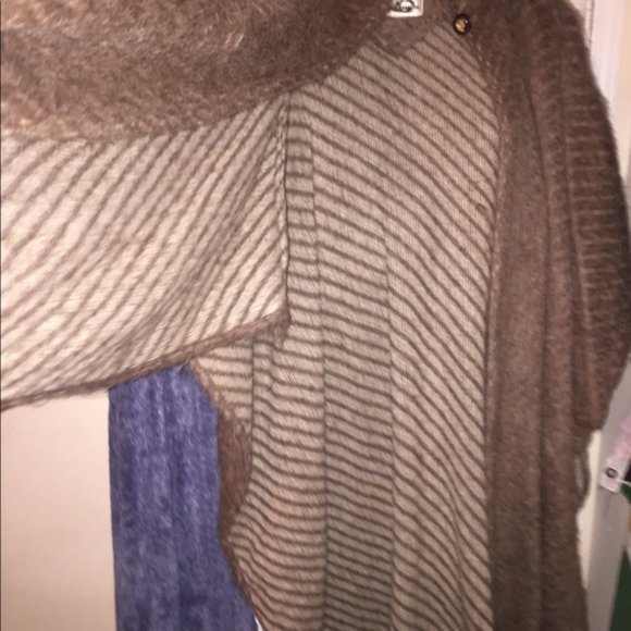 Massimo Fuzzy Cardigan - Picture 3 of 7